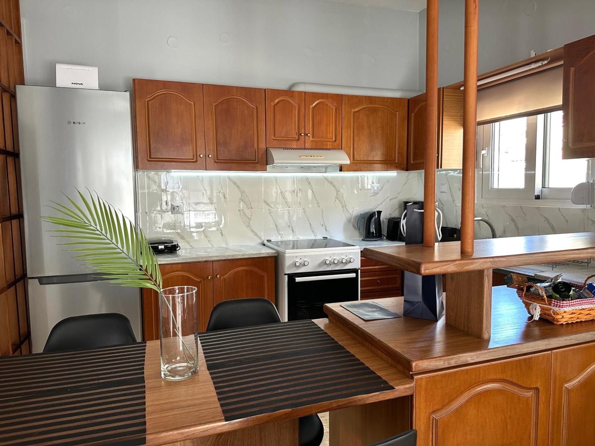 W Pearl Suite Néa Péramos Exterior foto